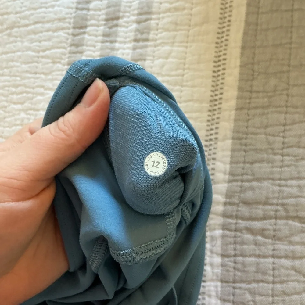 Lululemon Align High-Rise Crop‎ 26” utility blue size 12